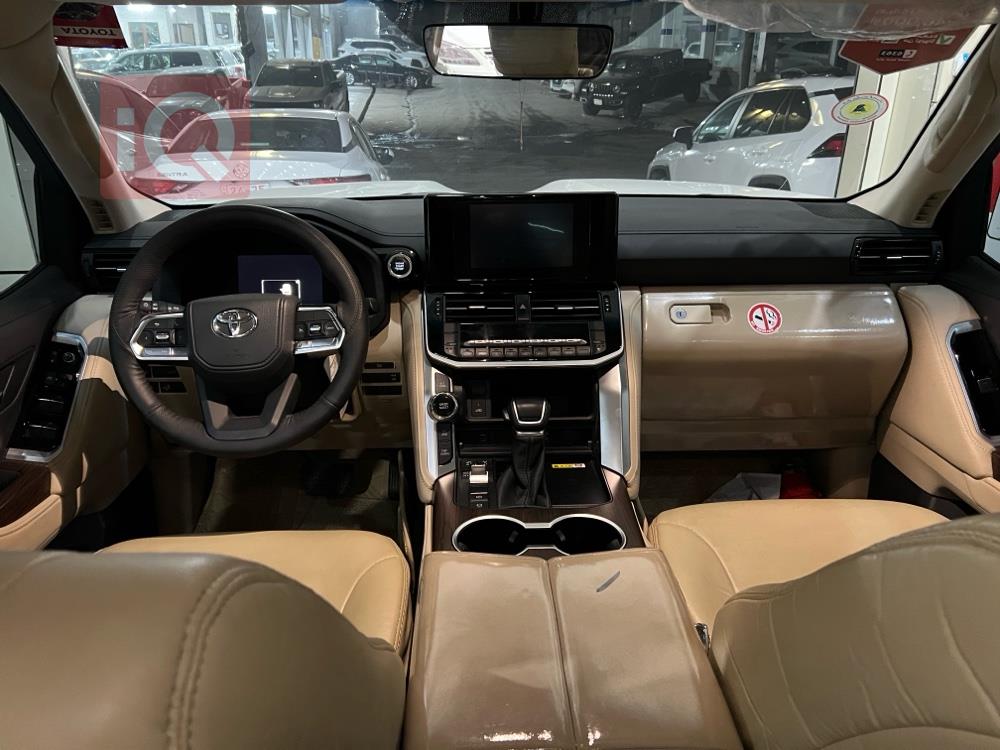 تويوتا لاندكروزر